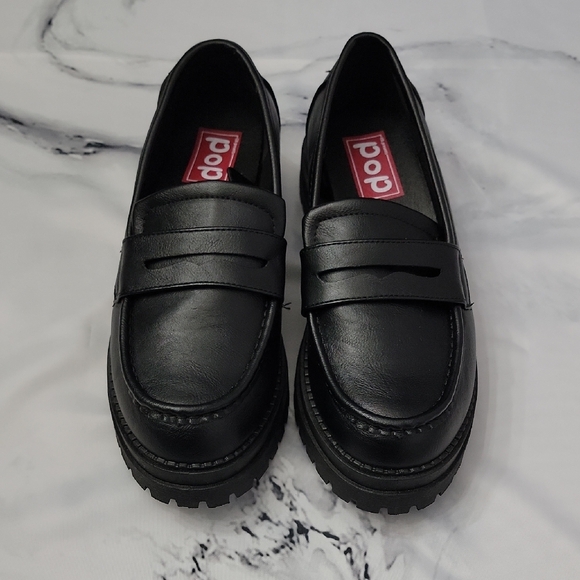 POP Shoes - POP Women's 9M Hanson Black Moc Loafers Slip On Sleek